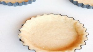 Корзиночки из творожного теста с ягодами