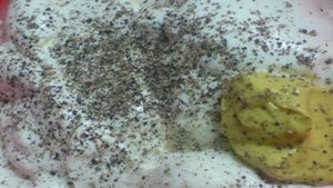 Куриные рулетики под соусом