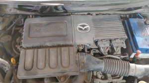 Как добраться до катушек и свечей Mazda Demio 👍