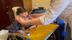 Влад борется со СМА 2 типа под звуки обстрелов