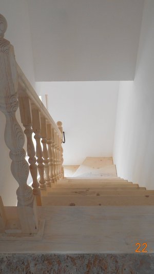 Лестница для двух этажного дома 2