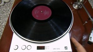 Victor JL B44 Проигрыватель пластинок. Пр-во Японии 100V
