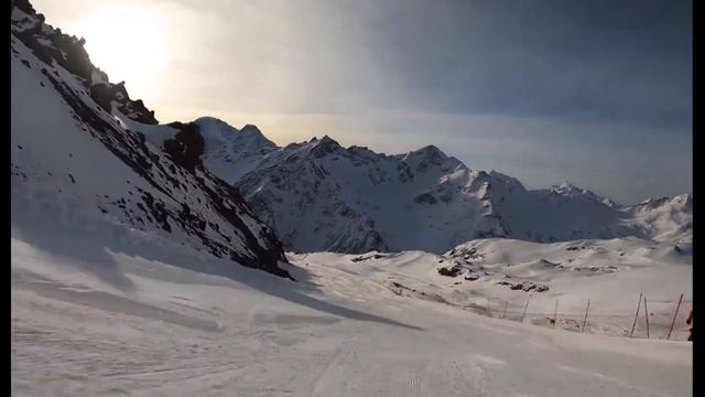 Эдгар Туниянц. Рояль и Скрипка. Он играл Она мечтала. На лыжах с Эльбруса