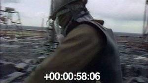 Расчистка кровли. Резервисты. 1986.09