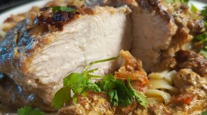 Куриные грудки в сливках