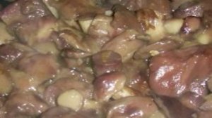 Маринованные маслята в собственном соку