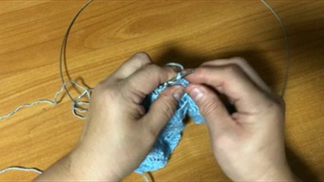 Интересный ажурный узор спицами для вас