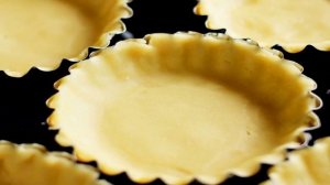 Корзинки с белковым кремом