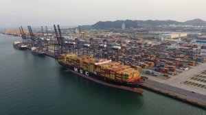 Премьер Госсовета КНР провел встречу с представителями Конгресса США