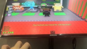 играю в укради brainrot