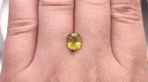 Турмалин Верделит кушон 2.04 ct. Мозамбик + гемм. заключение