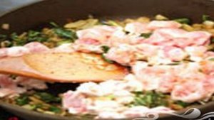 Киш с курицей и шпинатом