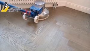 Реставрация и обслуживание паркета английская ёлка.mp4
