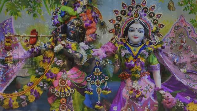 Радхе Говинда.Харинама. Лера и Лиза, Вологда,2016.