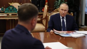 🤝 Президент провёл рабочую встречу с губернатором Запорожской области Евгением Балицким