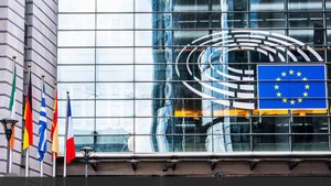 Аналитик Поппель указал на позднее осознание ЕС угрозы на восточном фланге