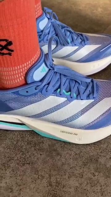 Спортивная модель Adidas Adizero Boston 13 смотреть онлайн