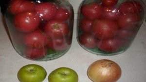 Маринованные помидоры с яблоками