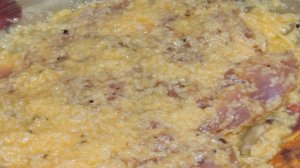 Куриные отбивные с начинкой, жаренные в кляре