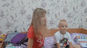 Распаковка наших товаров в школу
