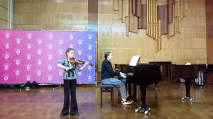 П.И. Чайковский "Сентиментальный вальс". Потапова Агата Денисовна. 10 лет