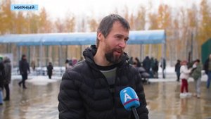 60 банок тушёнки ушло на кашу для гостей «Русского двора» в Мирном