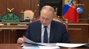 Владимир Путин провёл рабочую встречу с губернатором Запорожской области Евгением Балицким