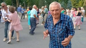 А я узнала интересный момент!!!🌹💃Танцы в парке Горького!!!🌴🌹Харьков 2021 - 1080
