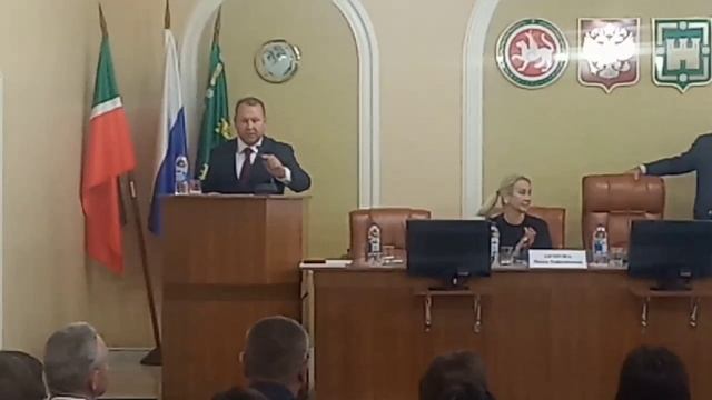 Арча муниципаль район башлыгы Хисаметдинов Алмаз Габдерәүф улын сайладылар смотреть онлайн