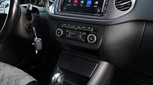 VOLKSWAGEN TIGUAN БЕЛЫЙ № У415ТН174 VIN XW8ZZZ5NZD