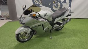 HONDA CBR1100XX 2003г. Из Германии.