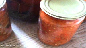 Помидоры и заготовки на зиму.