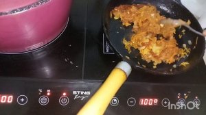 Готовлю котлетки и лапшу с креветками
