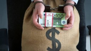 Бизнесмен получил 7 лет колонии за передачу взятки судье в 5 млн рублей