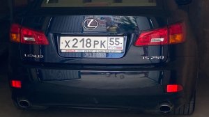 Lexus is250