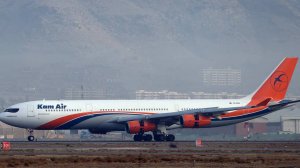 Мальчик спрятался в отсек шасси самолета и улетел в Индию
