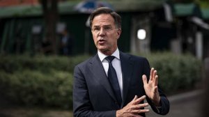 Генсек НАТО Рютте уклонился от ответа на вопрос о "российских" дронах