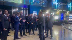 Владимир Путин и главы иностранных делегаций посетили музей «Атом», 25 сентября 2025 года