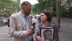 Новая серия от Сырожы.  Ролевые игры: «Я корреспондент, а это  Света - котлета!».