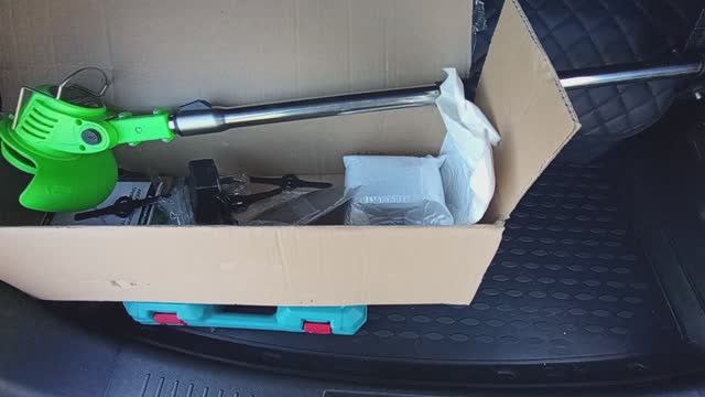 Ручной аккумуляторный триммер