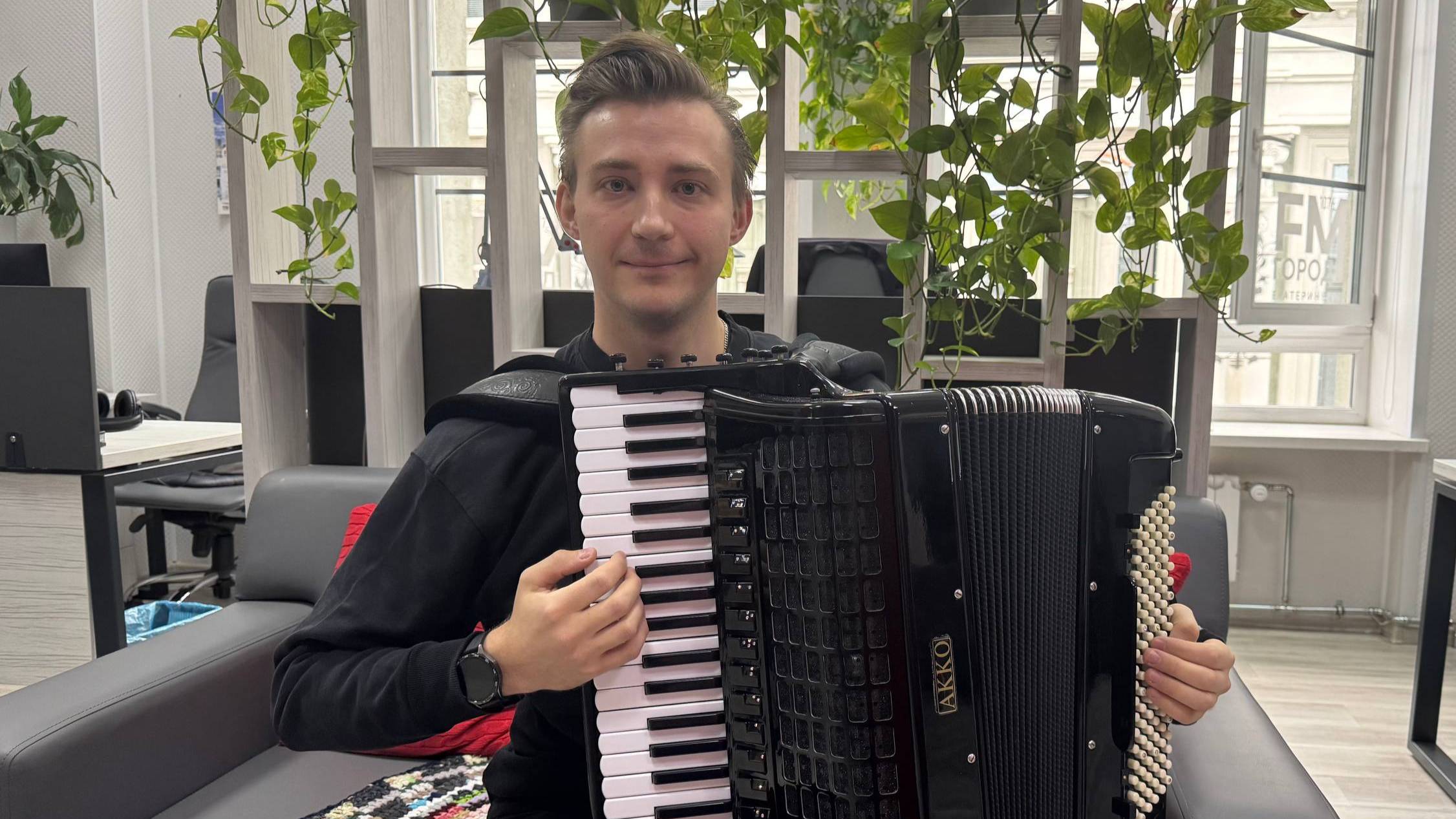 Музыка Чарли Чаплина прозвучит в исполнении аккордеона