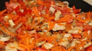 Кабачки, фаршированные курицей и грибами