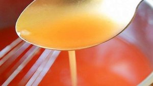 Кисло-сладкий соус из консервированных ананасов