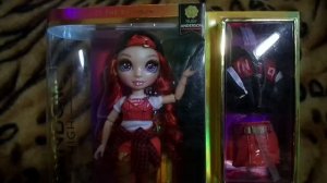 Обзор на куклу Рейнбоу Хай Руби Андерсон в коробке-Rainbow High Ruby Anderson