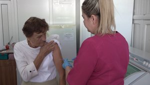 Первый пошёл - сальчан прививают от гриппа