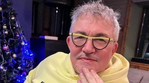 У Диброва после развода с женой появилась молодая девушка