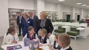 Валентина Матвиенко посетила среднюю школу № 36 имени Гавриила Романовича Державина, 25 сентября