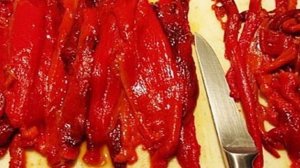 Маринованный болгарский перец в масле