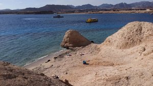 ЕГИПЕТ-2025-ШАРМ. #17.3 -  ЗАВЕРШАЮ ПОХОД. ИДУ вдоль ДИКИХ ПЛЯЖЕЙ, пробираюсь между КАМНЕЙ. ДЕНЬ 5