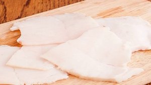 Картофель, запеченный в духовке в фольге с салом